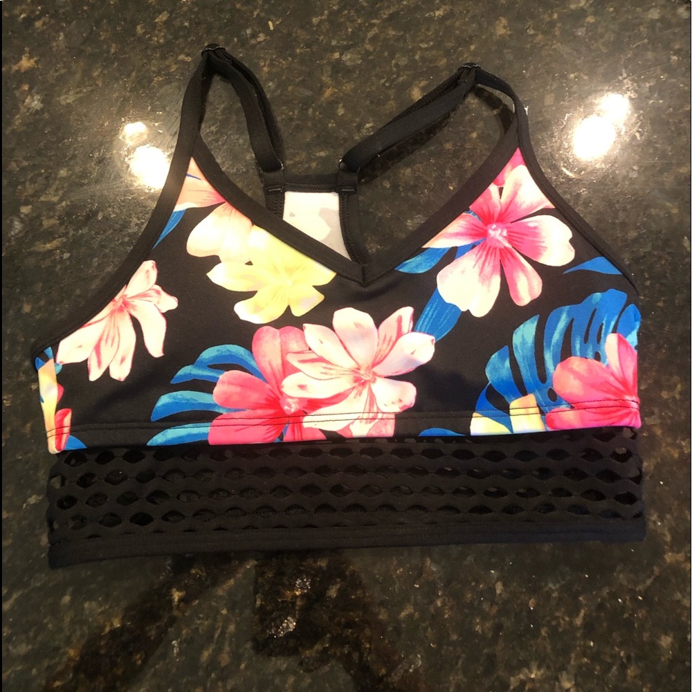 LIKE NEW Pink sports bra